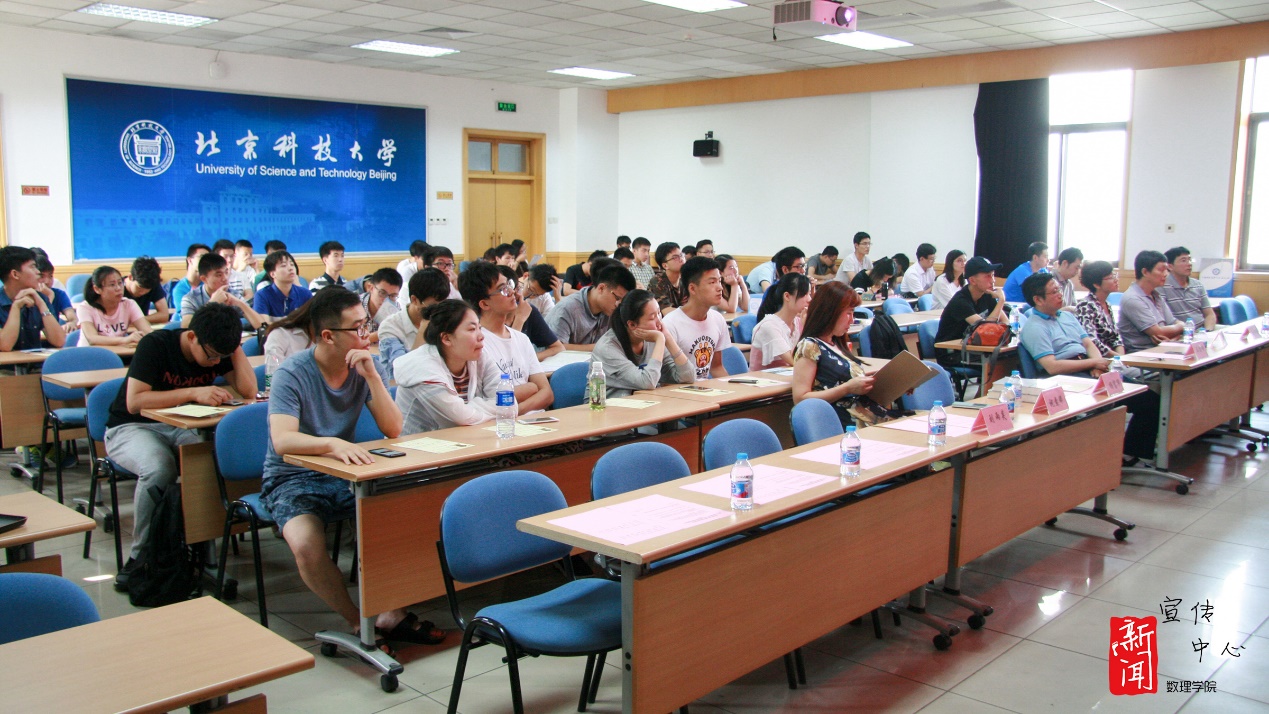 148c2bdd7d56c9dd3e3566efcfb9d35f.jpg 黄昆1.jpg