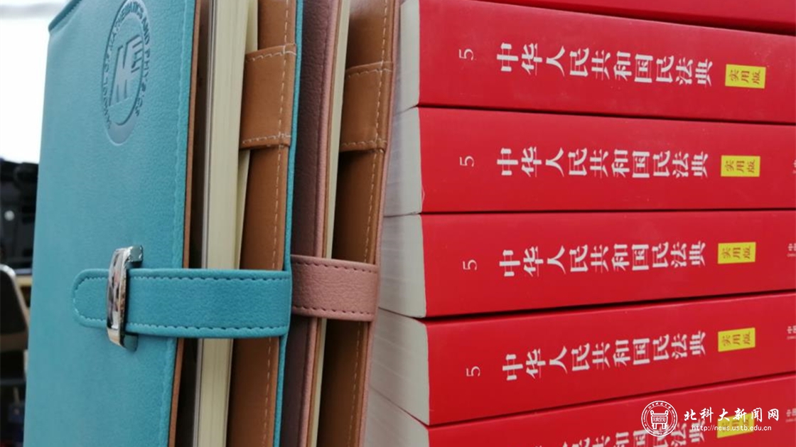 4448457b7abbd769e0cd49b54a7e0d66.jpg 2.jpg