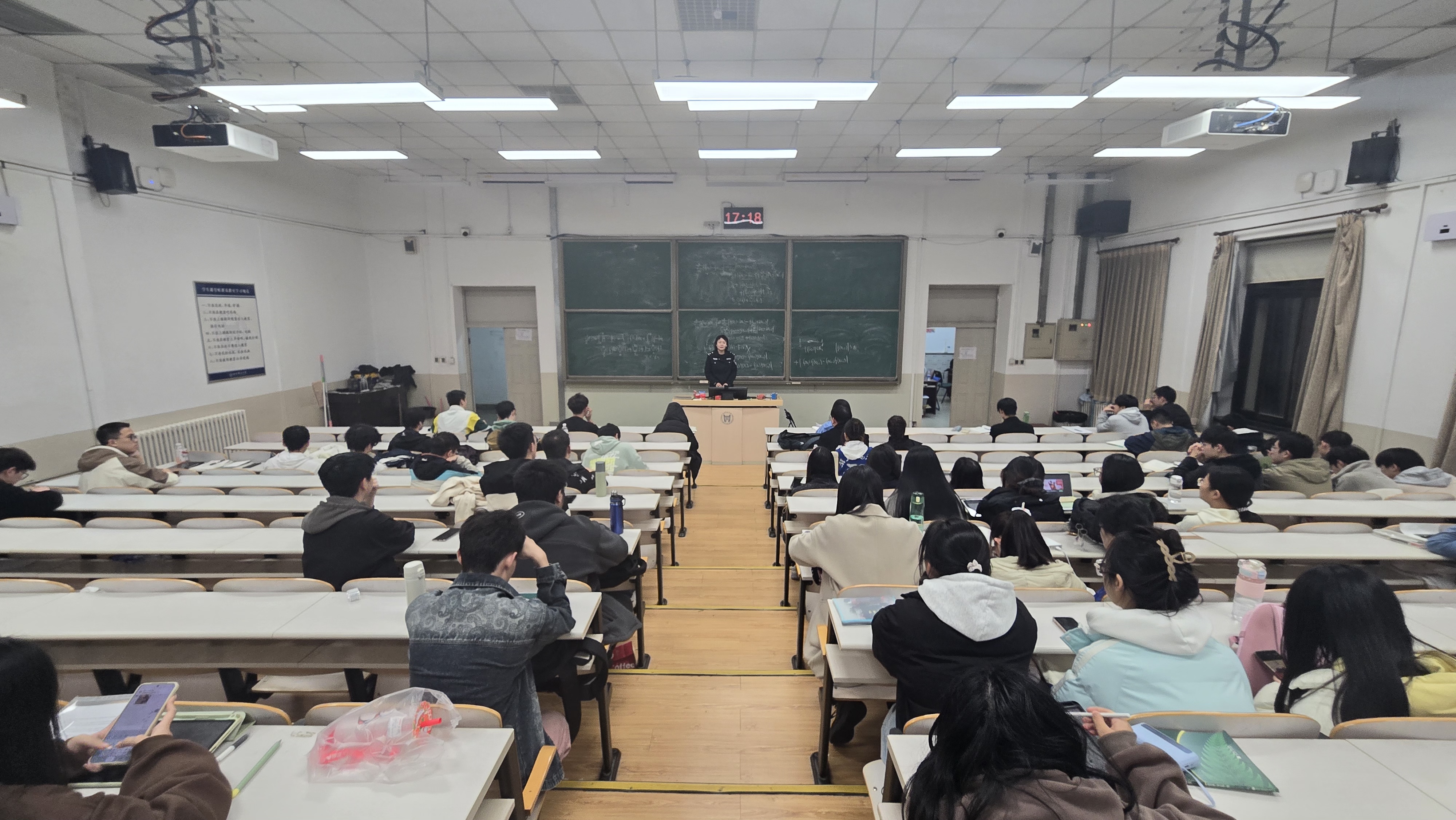 1732063149304312.jpg 1732063149304312.jpg