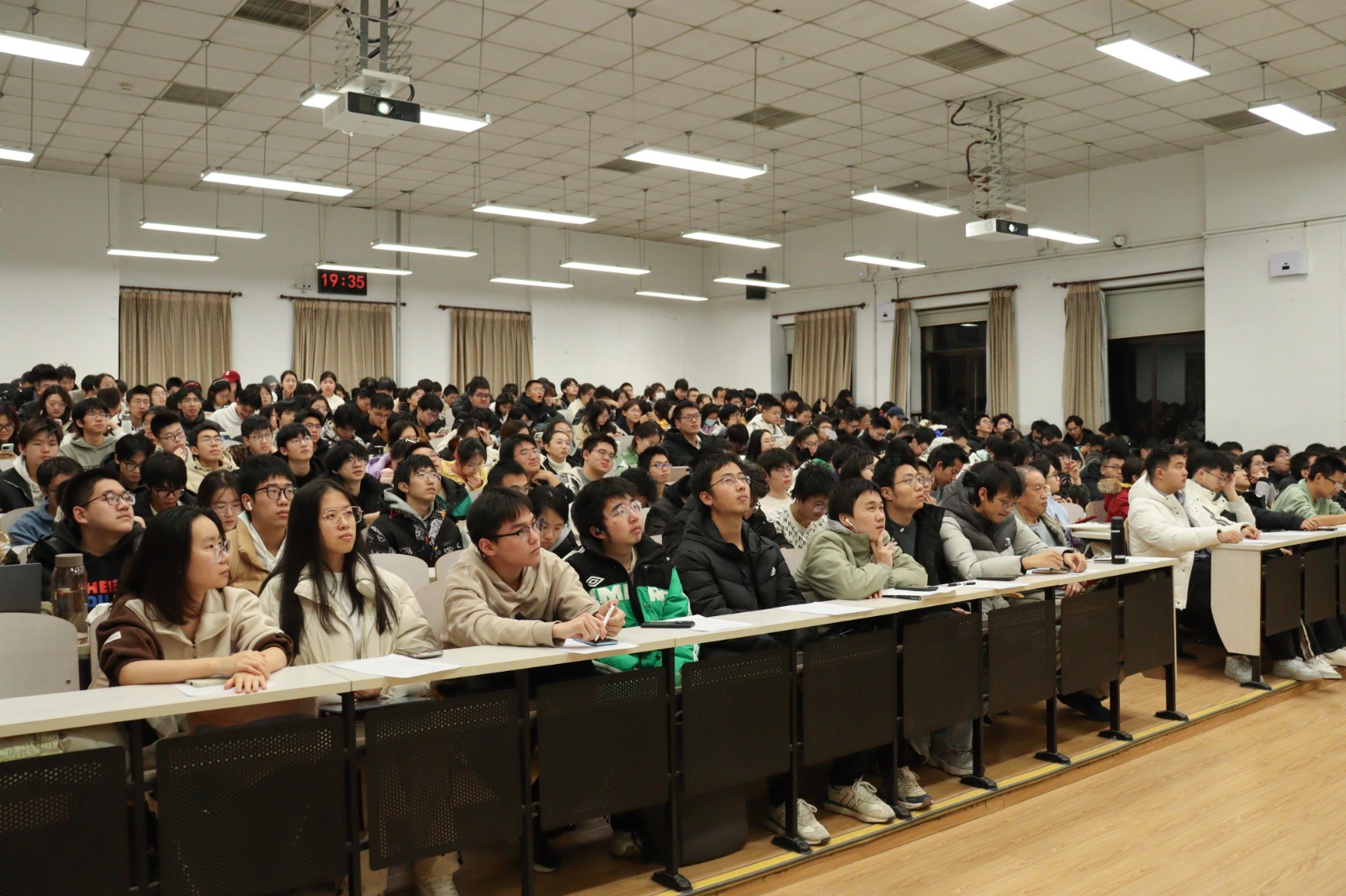 1735631539312092.jpg 1735631539312092.jpg